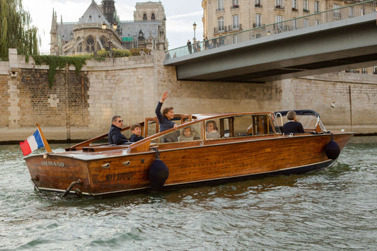 Private Seine River Paris Cruise, 1 Hour 30 Minutes