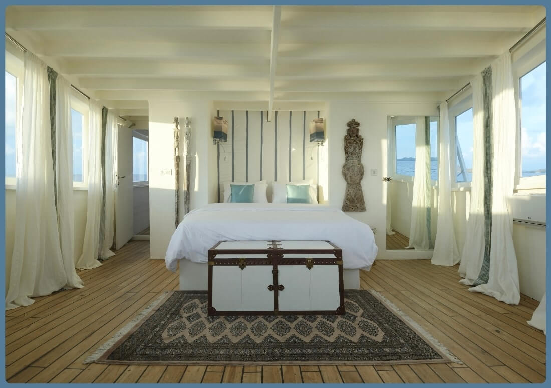 Honeymoon Romance in Indonesia: 4 Day Private Cruise
