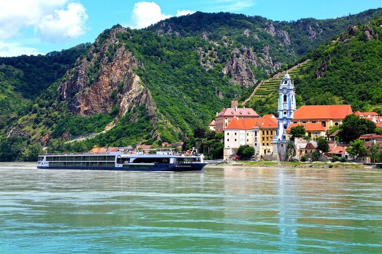 Paris to Normandy: 8 Day Cruise