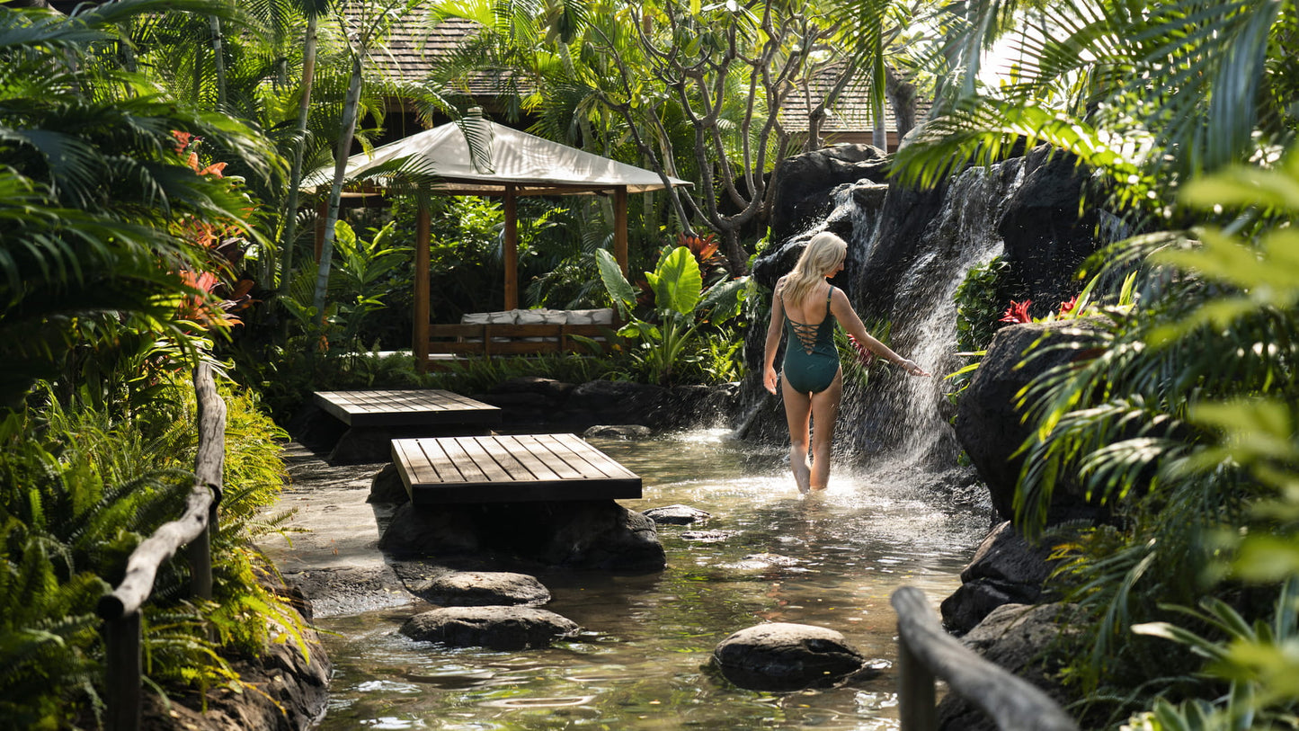 8 Days in Hawaii, United States