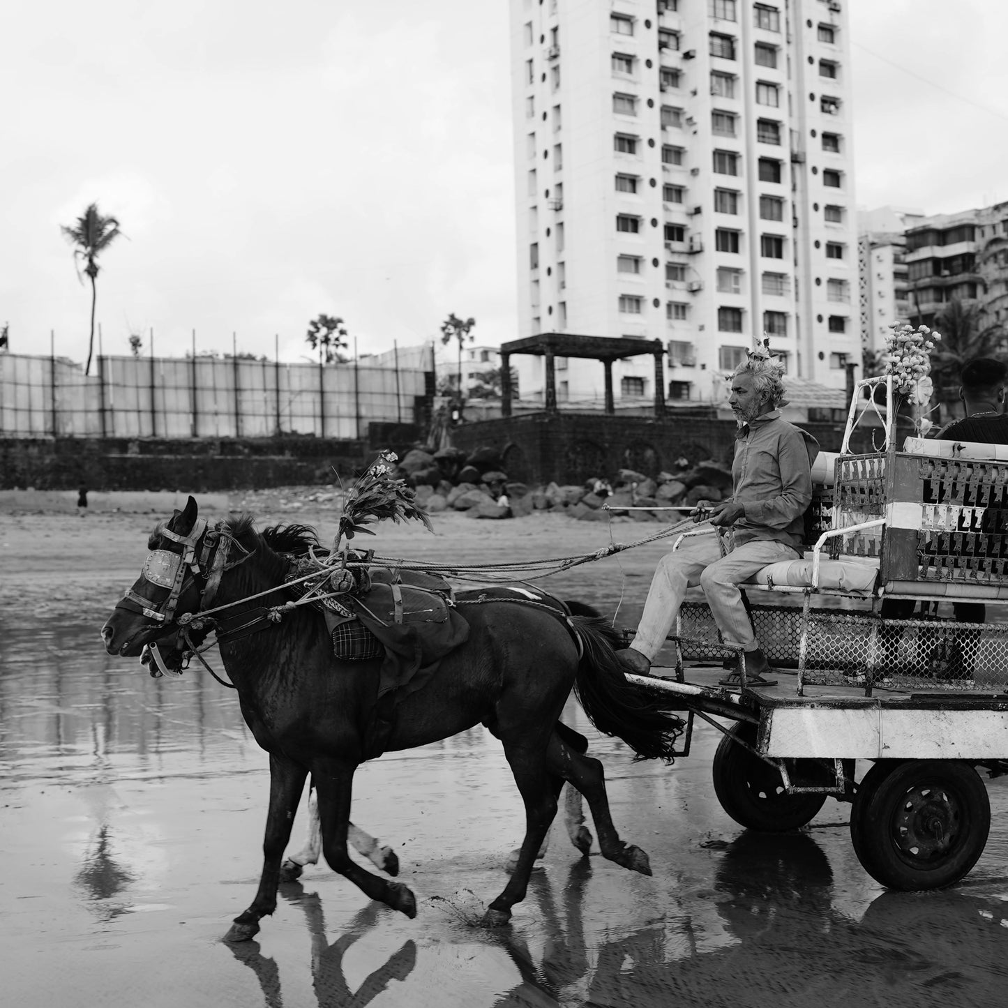 Mumbai City Highlights And Bollywood Studio Tour, 7 Hours