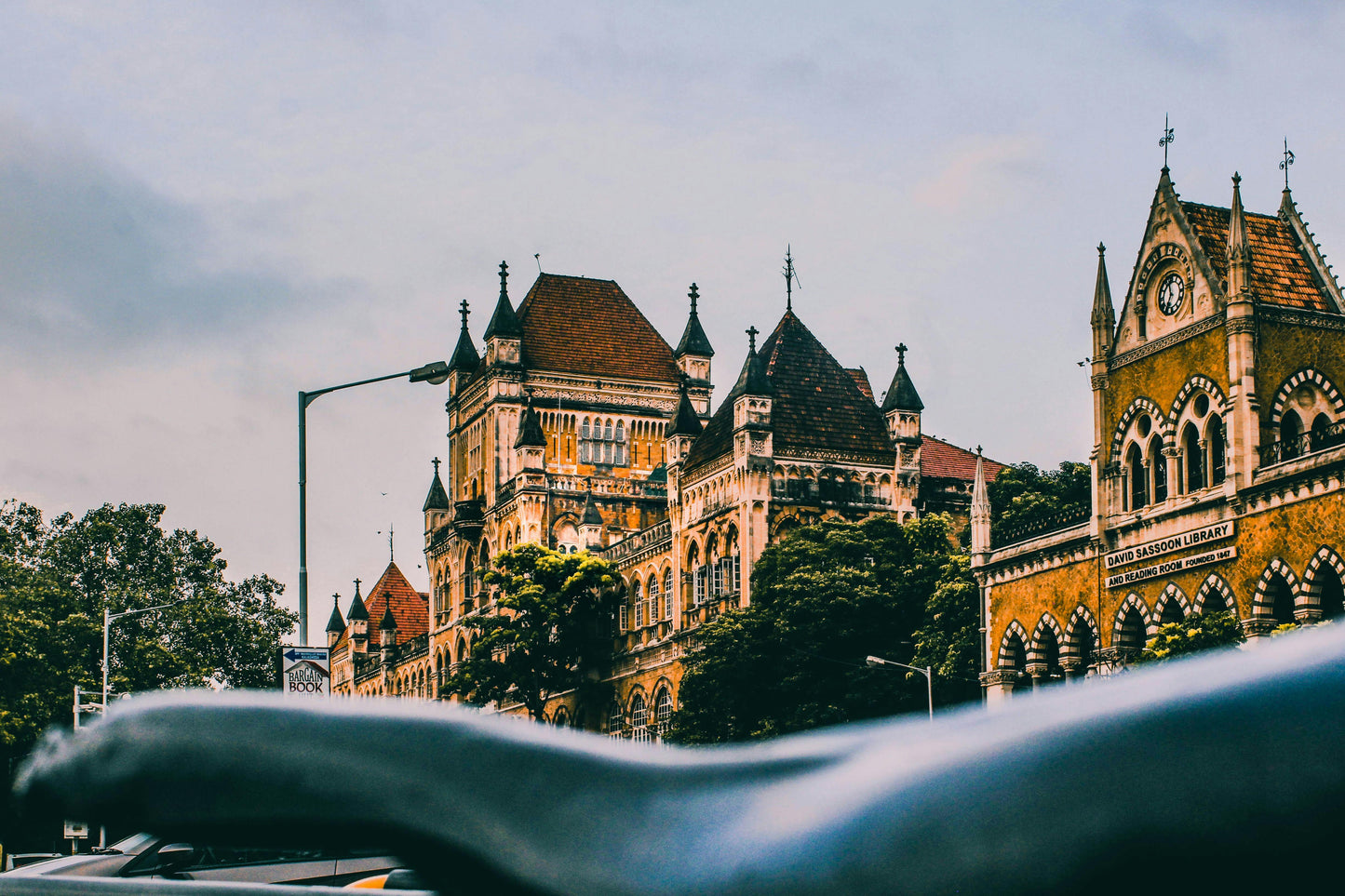 Mumbai City Highlights And Bollywood Studio Tour, 7 Hours